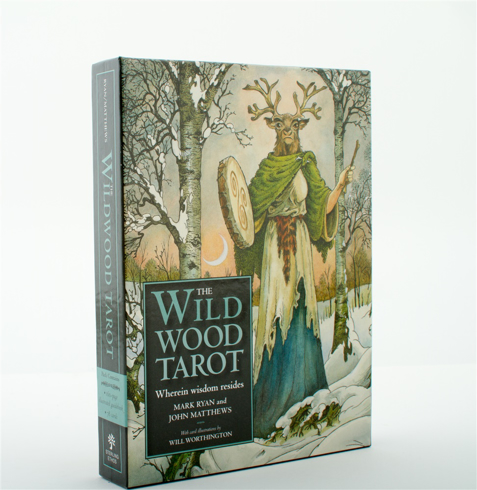 Bild på The Wildwood Tarot : Wherein Wisdom Resides [With Booklet]