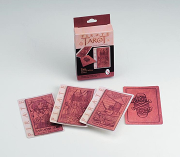 Bild på Pirate Tarot: Two Swash-Buckling Games! (78-Card Deck)