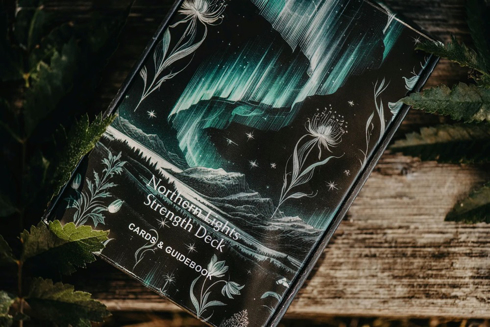 Bild på The Northern Lights Strength Deck