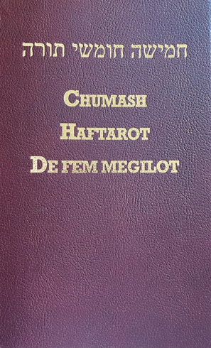 Bild på Chumash: (de fem Moseböckerna) med Haftarot för hela året (valda texter ur de profetiska böckerna) samt De fem Megilot - Höga Visan, Rut, Klagovisorna, Predikaren, Ester