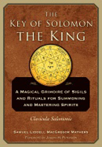 Bild på Key of solomon the king - a magical grimoire of sigils and rituals for summ